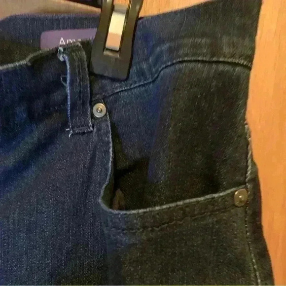 Gloria Vanderbilt Amanda Indigo Straight Leg Jeans Women's 16 - Picture 11 of 16